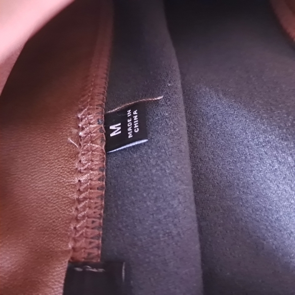 7 FOR ALL MANKIND capri legging size M coffee color Pleated Knit High Waist Moto - Picture 13 of 16